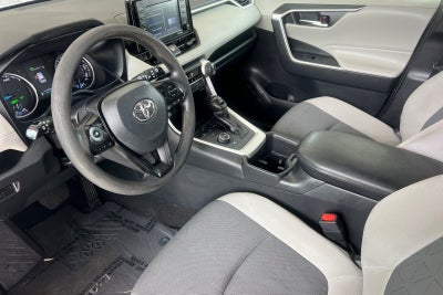 2022 Toyota RAV4 Hybrid XLE