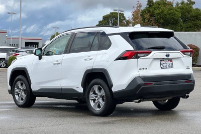 2022 Toyota RAV4 Hybrid XLE