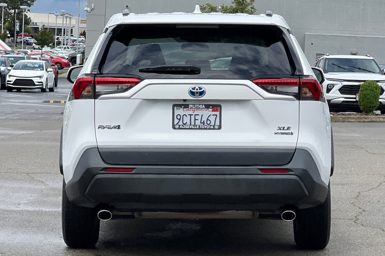 2022 Toyota RAV4 Hybrid XLE
