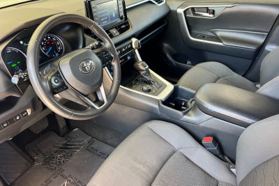 2022 Toyota RAV4 Hybrid SE