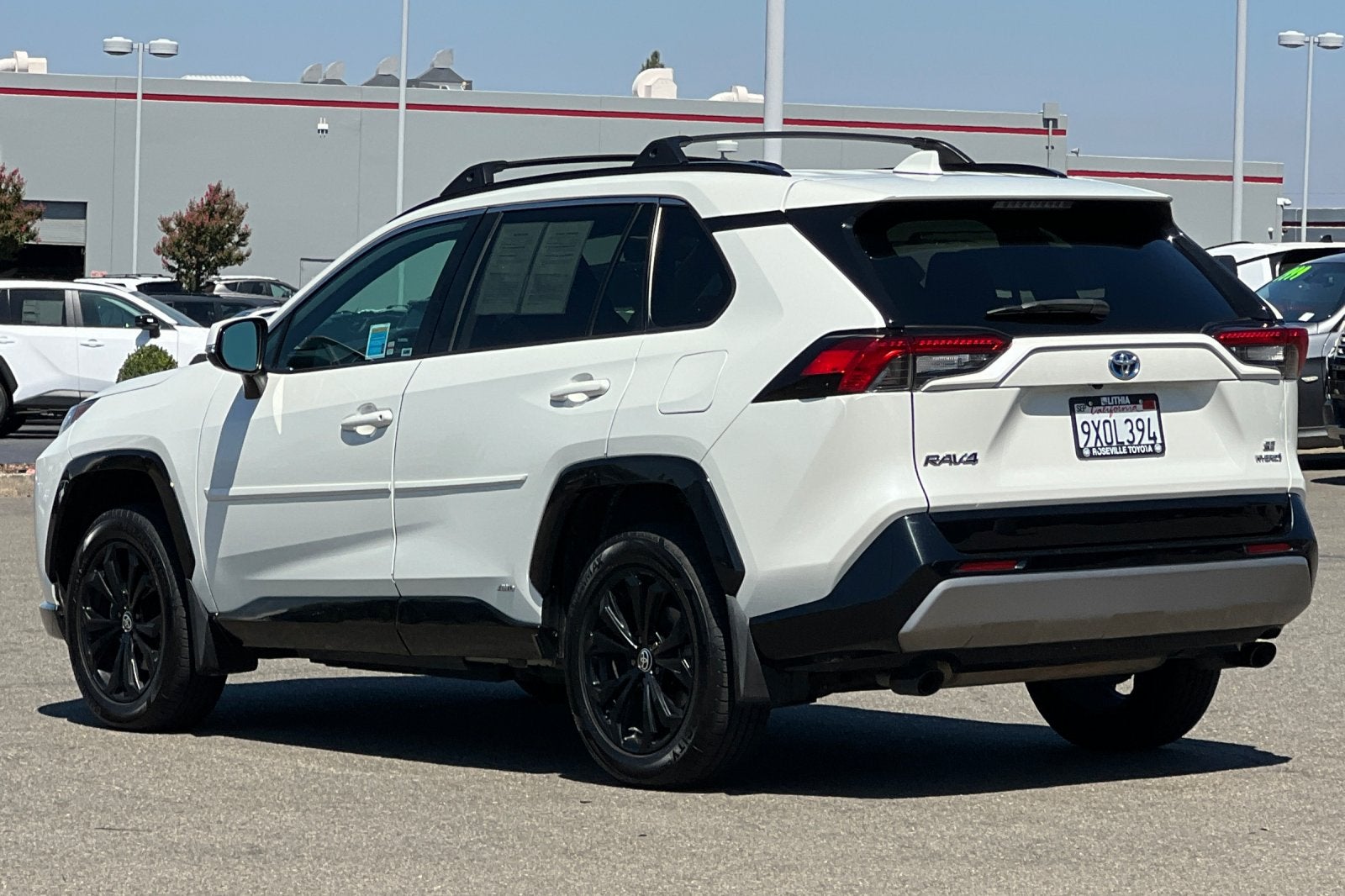 2022 Toyota RAV4 Hybrid SE