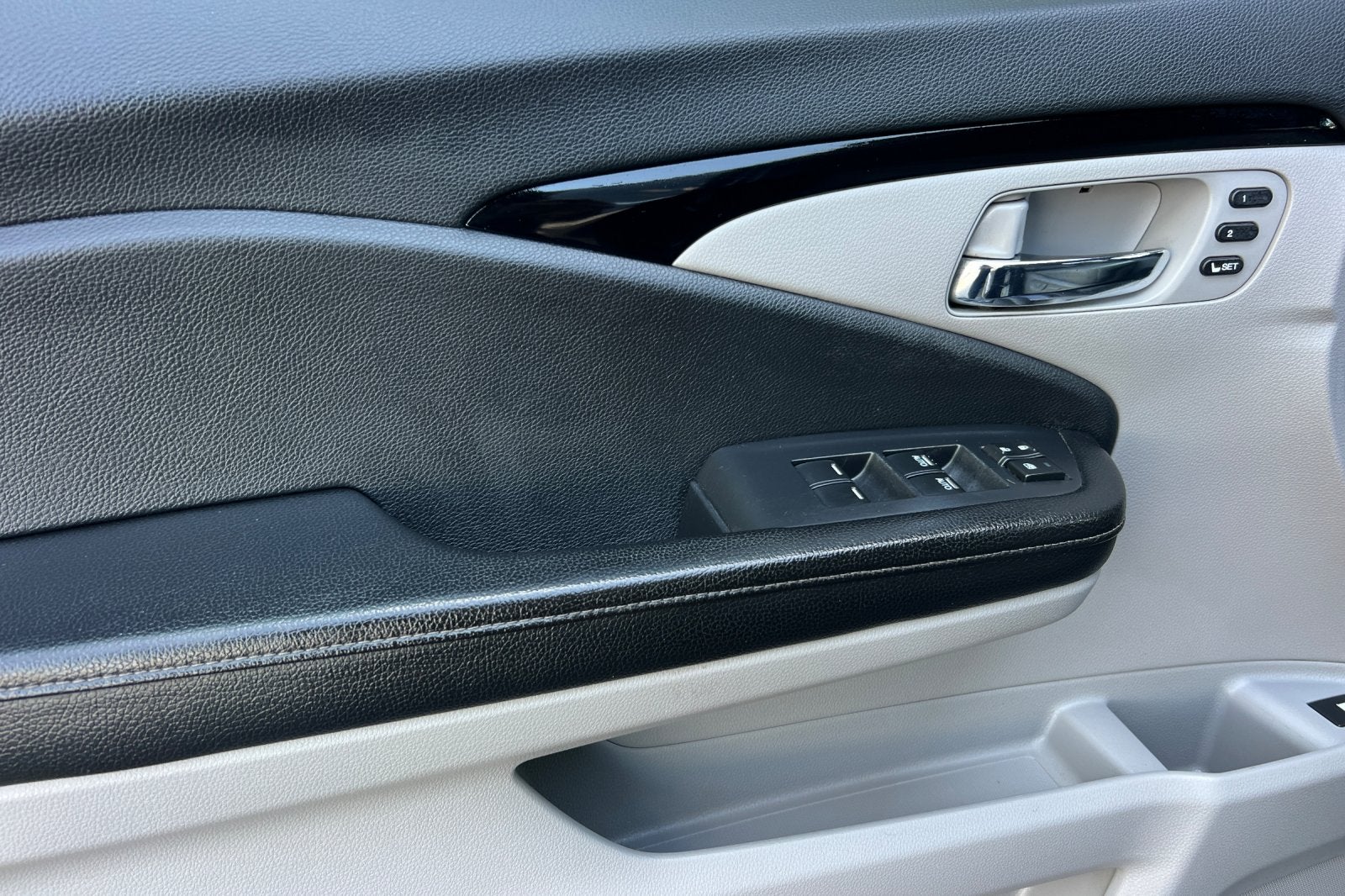 2017 Honda Ridgeline RTL-E