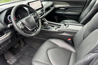 2025 Toyota Grand Highlander XLE