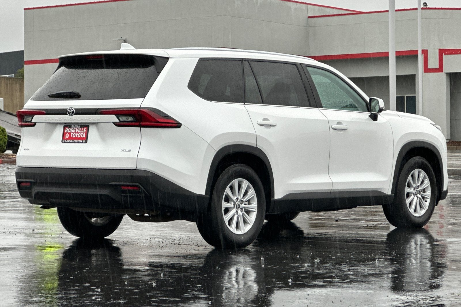 2025 Toyota Grand Highlander XLE