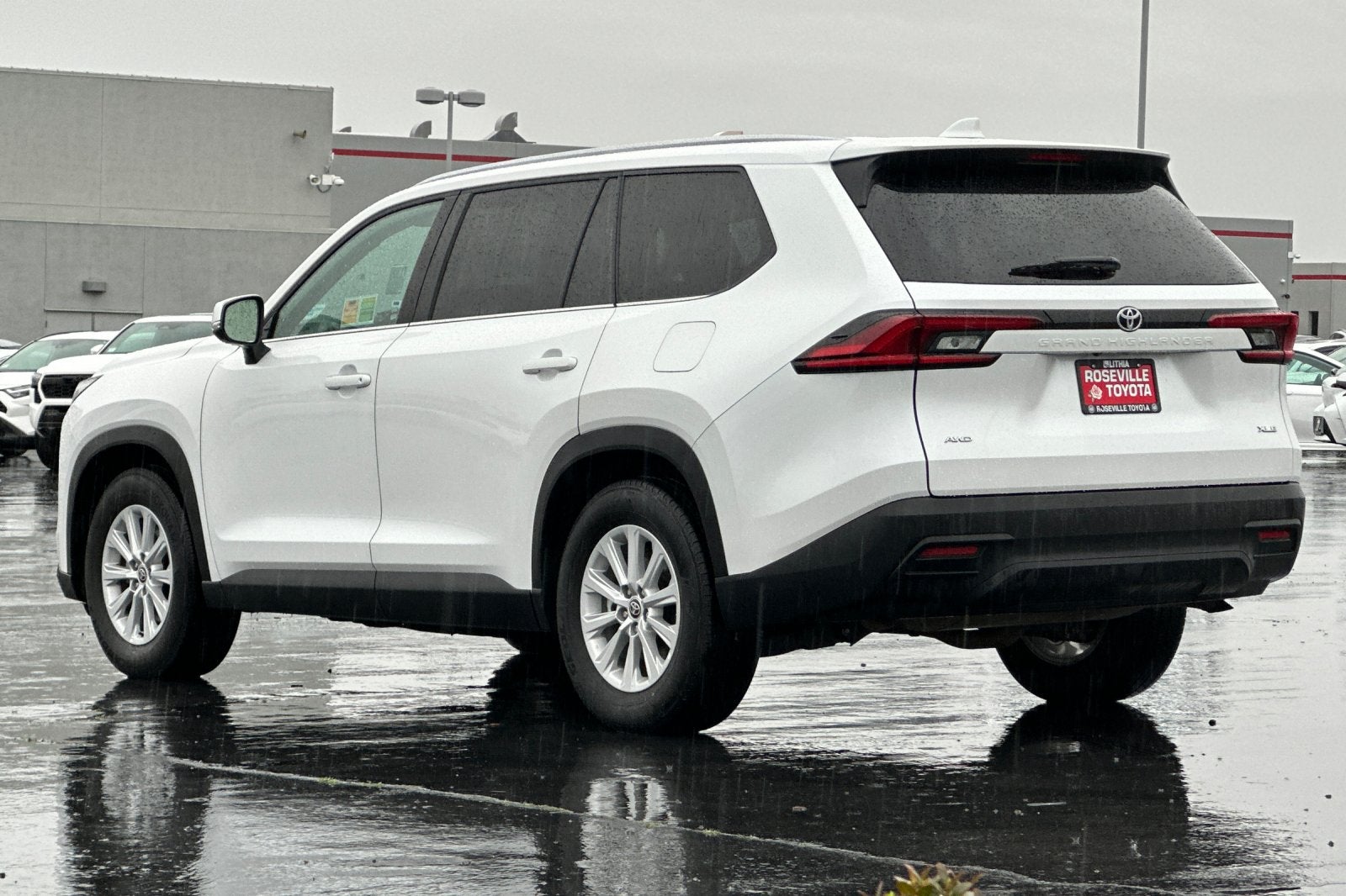 2025 Toyota Grand Highlander XLE