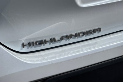 2022 Toyota Highlander Hybrid Bronze Edition