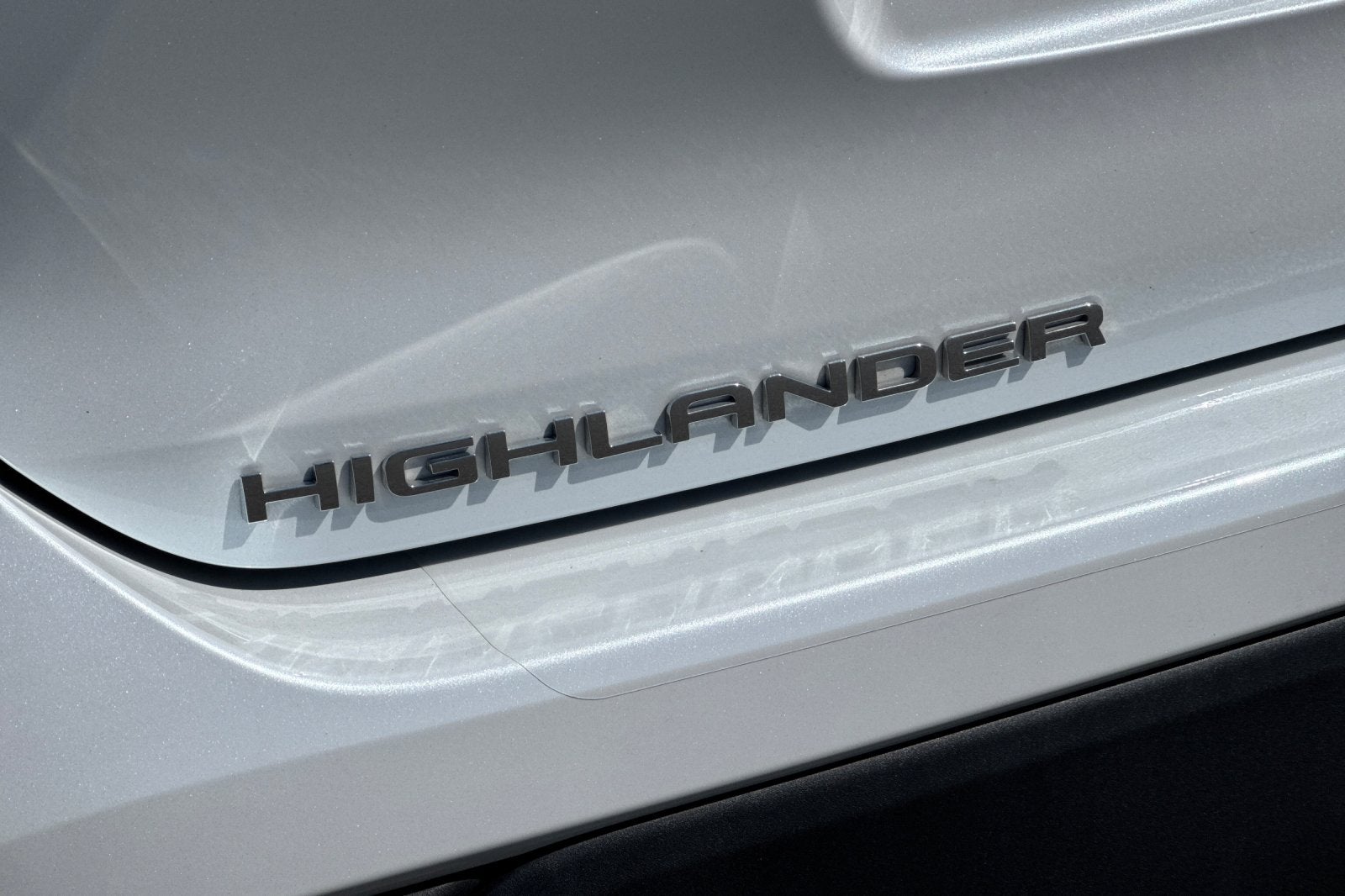 2022 Toyota Highlander Hybrid Bronze Edition