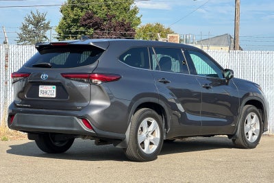 2022 Toyota Highlander Hybrid LE