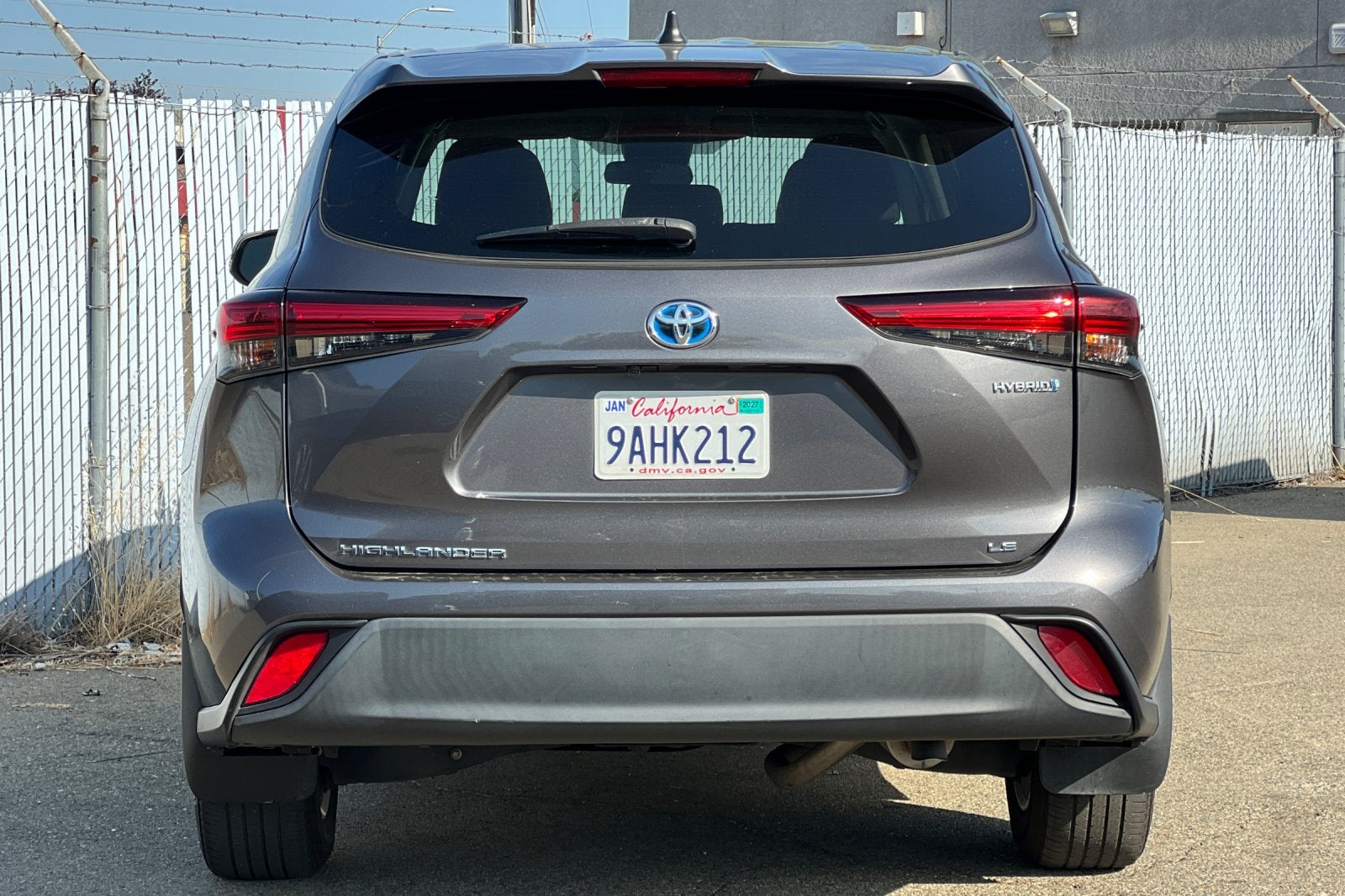 2022 Toyota Highlander Hybrid LE