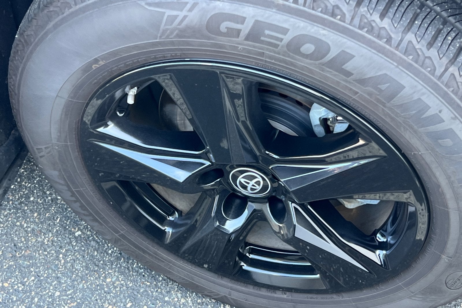 2023 Toyota Highlander Hybrid LE