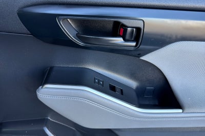 2023 Toyota Highlander Hybrid LE