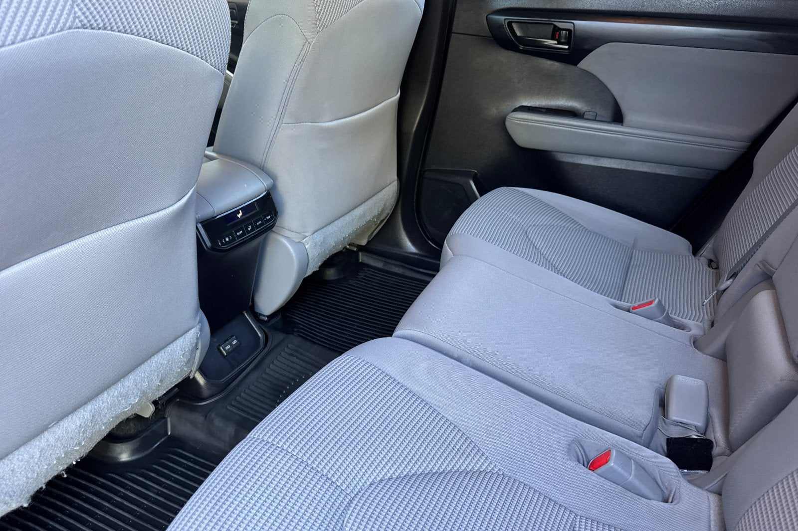 2023 Toyota Highlander Hybrid LE