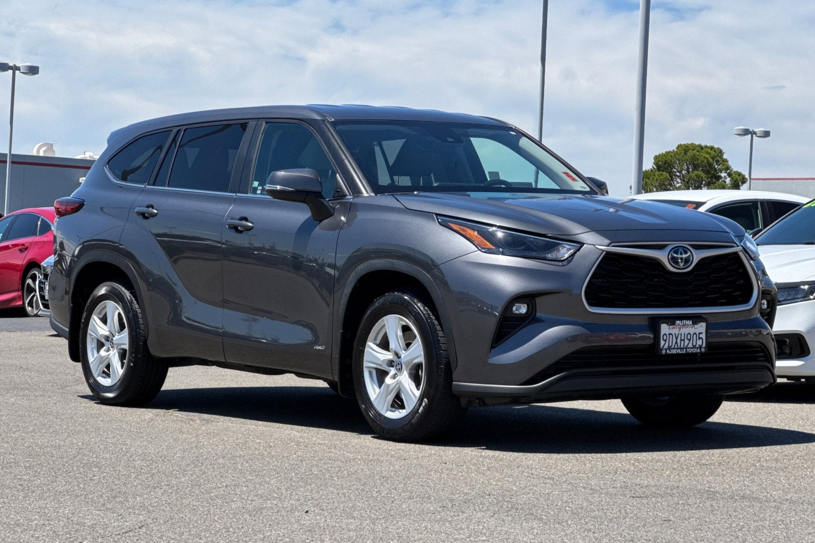 2023 Toyota Highlander Hybrid LE