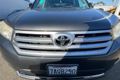 2013 Toyota Highlander SE