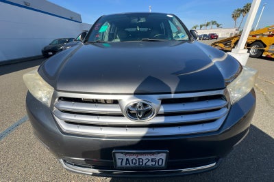 2013 Toyota Highlander SE