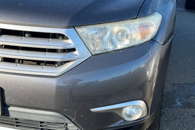 2012 Toyota Highlander SE