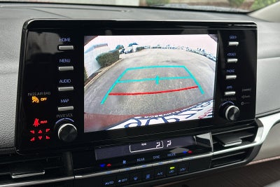 2022 Toyota Sienna LE