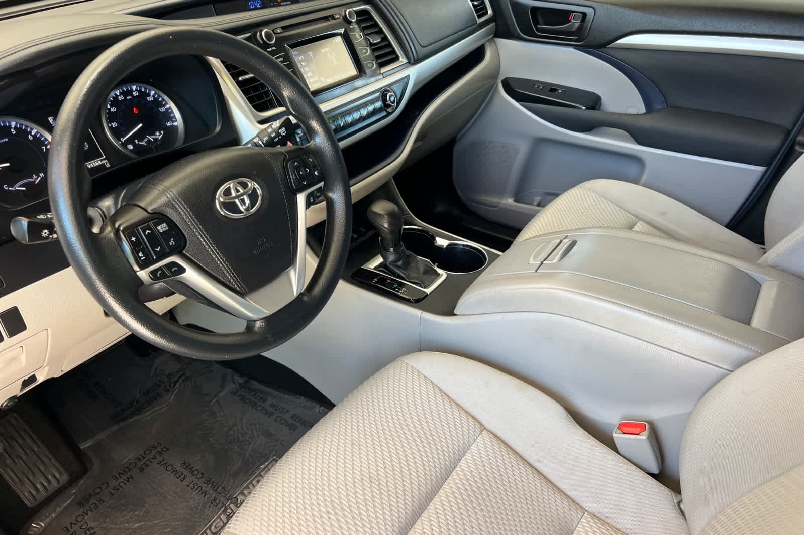 2017 Toyota Highlander LE