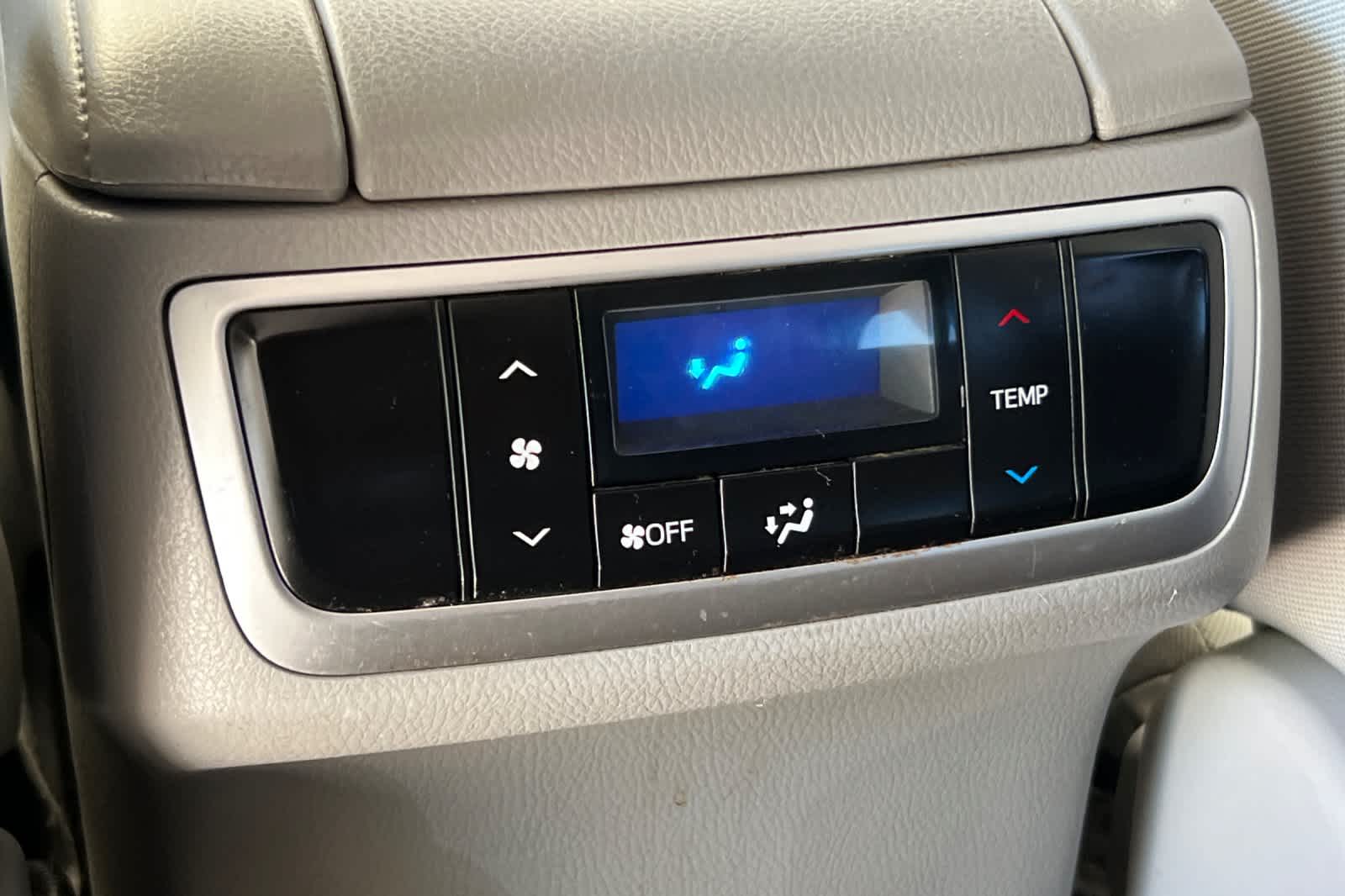 2017 Toyota Highlander LE