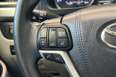 2017 Toyota Highlander LE