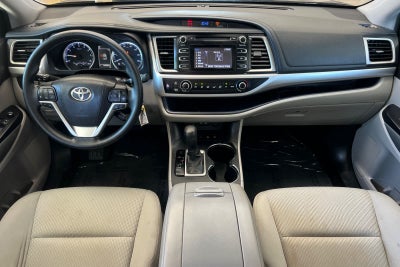 2017 Toyota Highlander LE