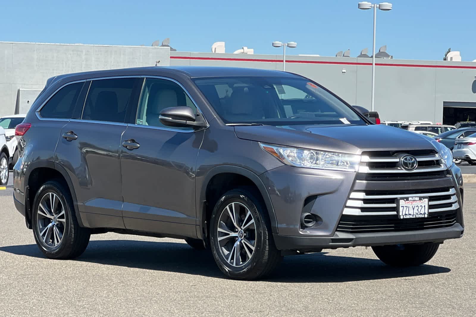 2017 Toyota Highlander LE
