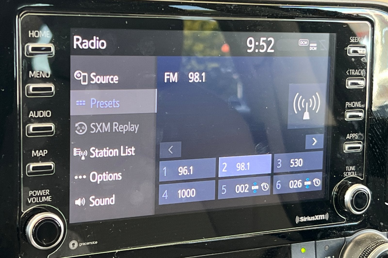 2022 Toyota Highlander L