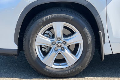 2022 Toyota Highlander L