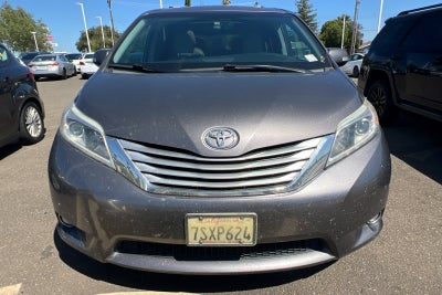 2016 Toyota Sienna Ltd