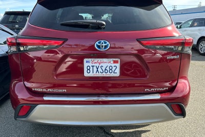 2021 Toyota Highlander Hybrid Platinum