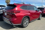 2021 Toyota Highlander Hybrid Platinum