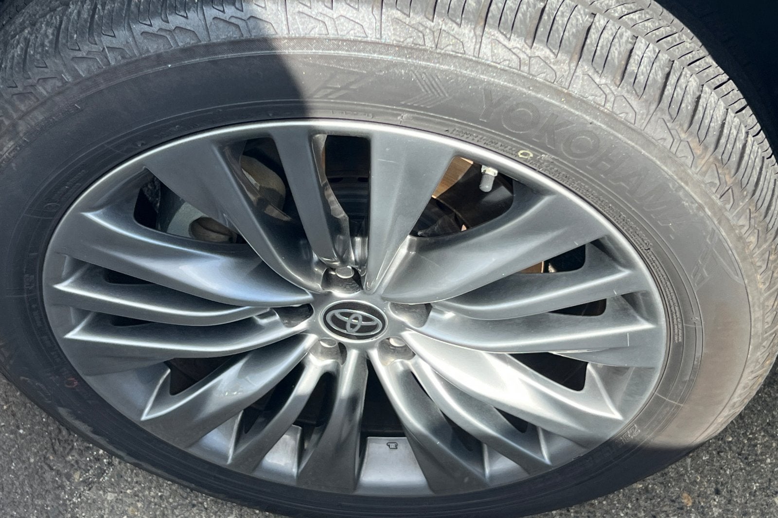 2021 Toyota Highlander Hybrid Platinum