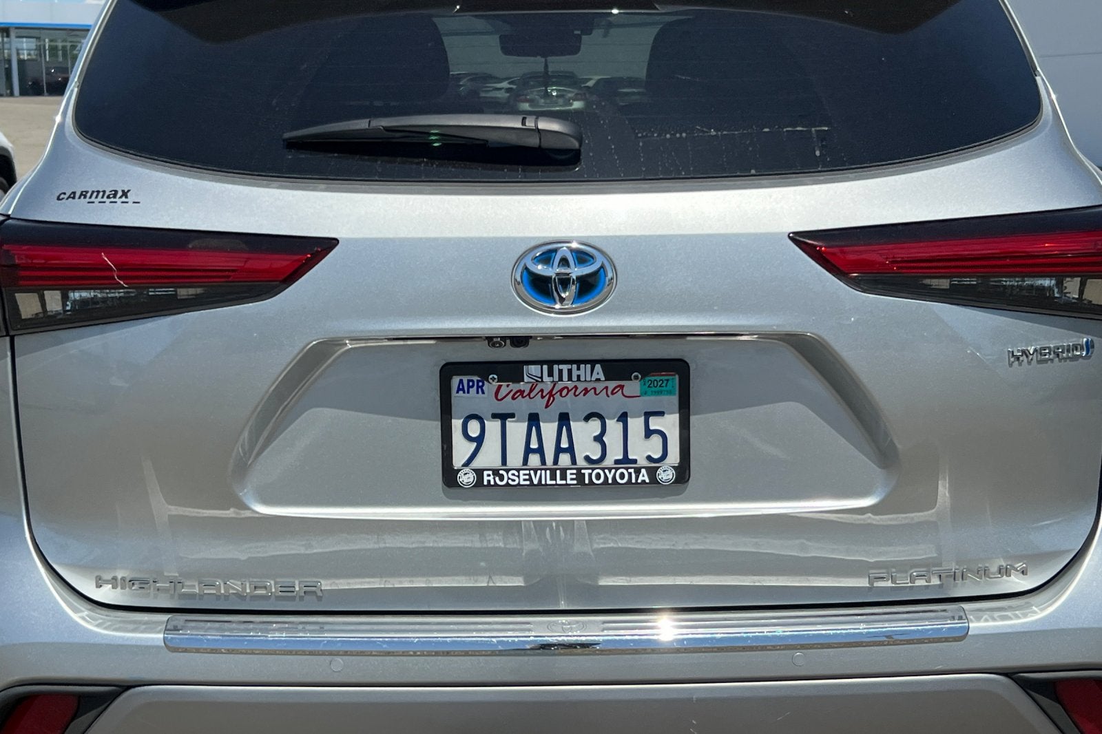 2022 Toyota Highlander Hybrid Platinum