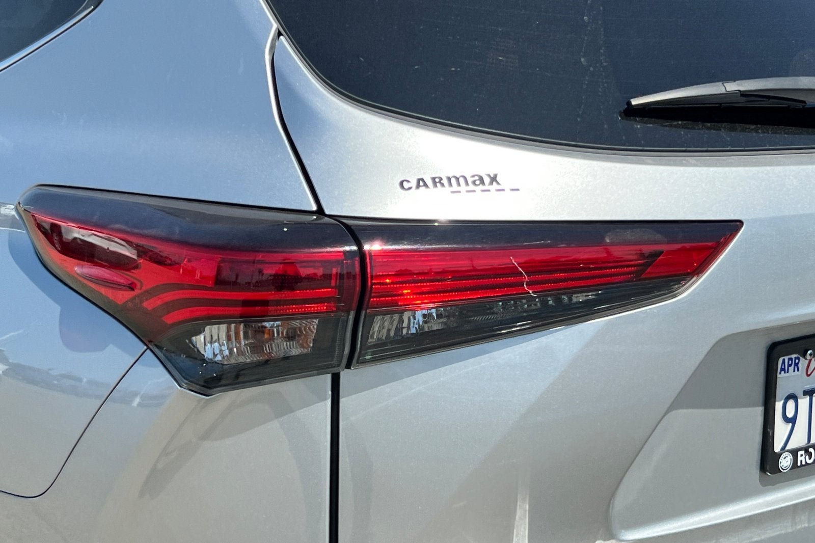 2022 Toyota Highlander Hybrid Platinum
