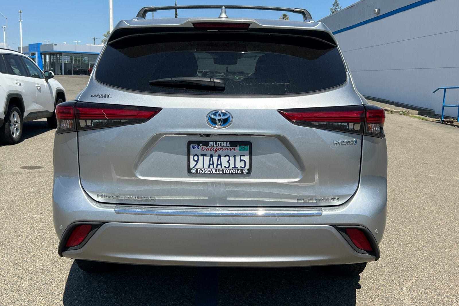 2022 Toyota Highlander Hybrid Platinum