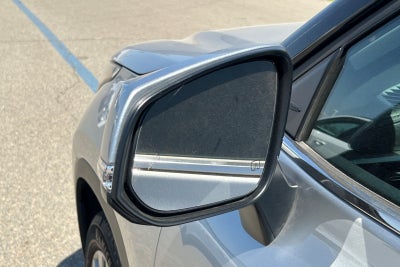 2022 Toyota Highlander Hybrid Platinum
