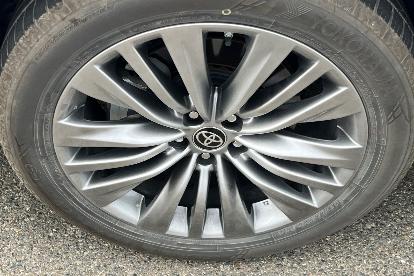 2021 Toyota Highlander Hybrid Platinum