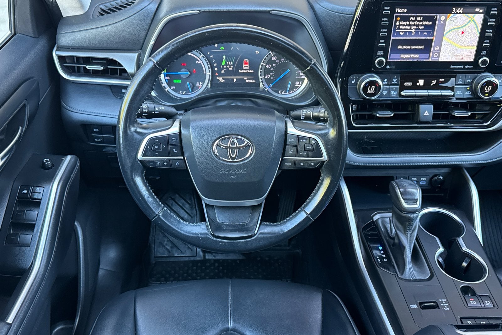 2022 Toyota Highlander Hybrid XLE
