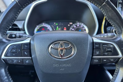 2022 Toyota Highlander Hybrid XLE