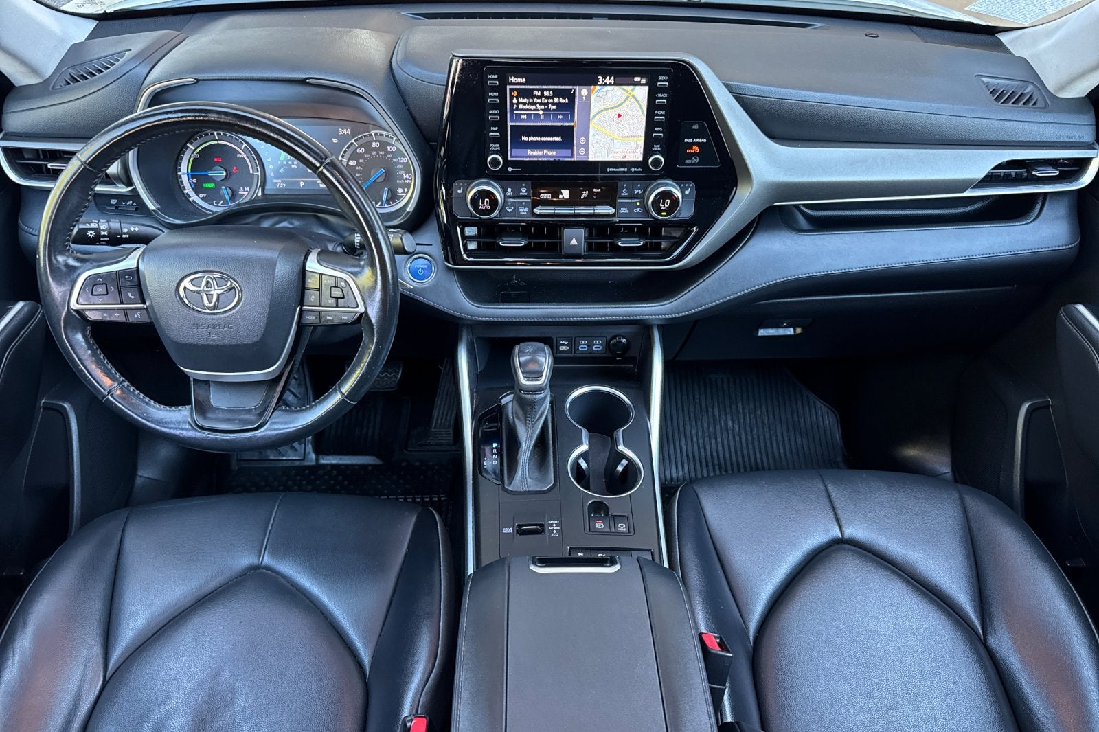 2022 Toyota Highlander Hybrid XLE