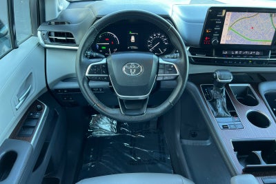 2021 Toyota Sienna XLE