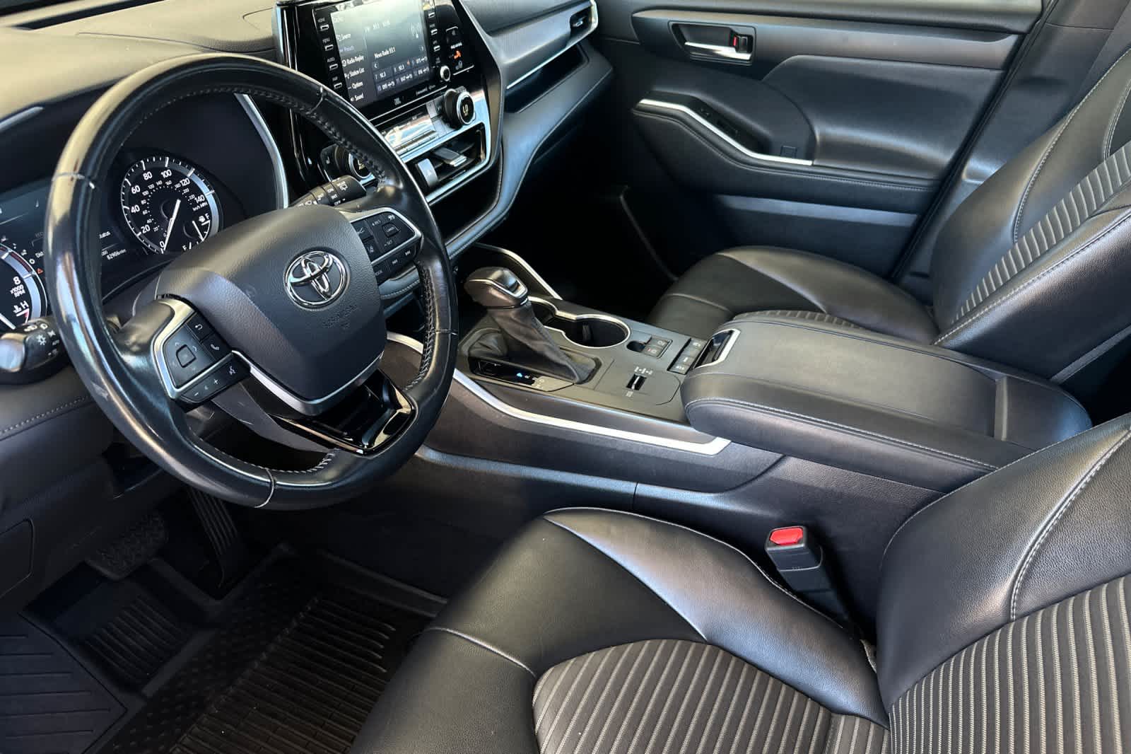 2021 Toyota Highlander XSE