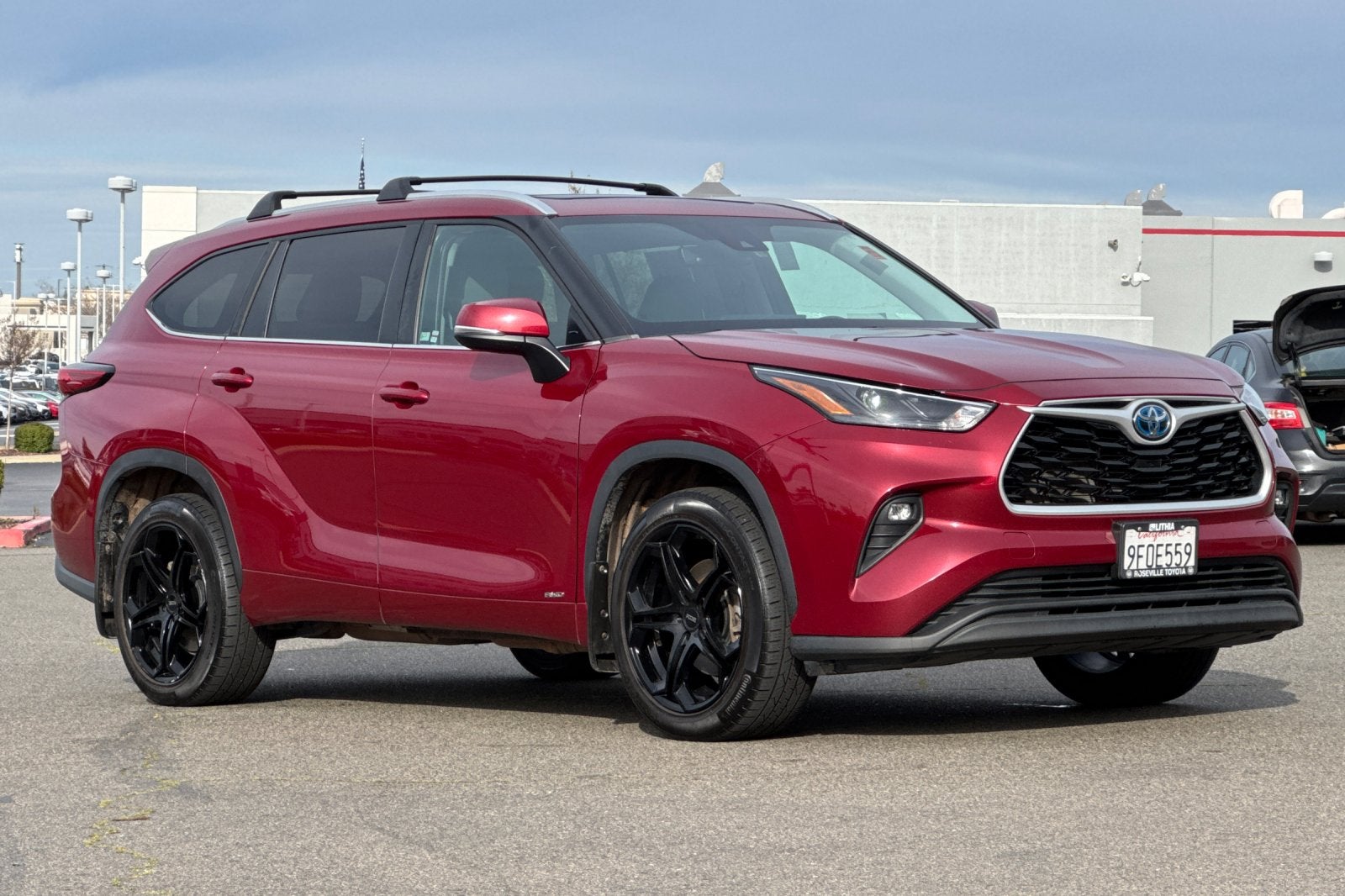 2023 Toyota Highlander Hybrid XLE