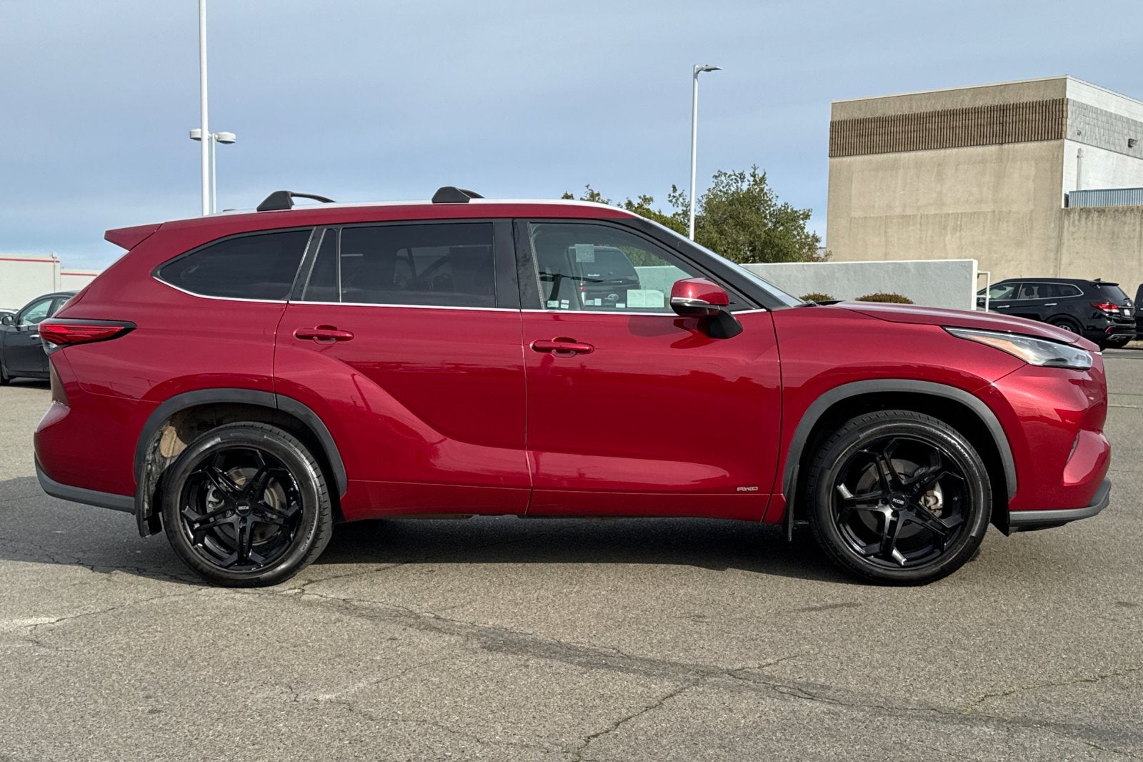 2023 Toyota Highlander Hybrid XLE