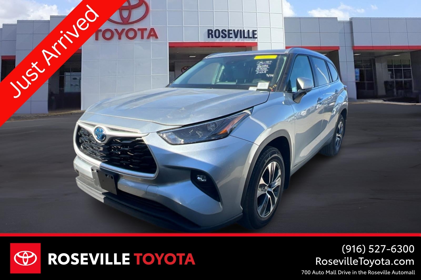 2024 Toyota Highlander Hybrid XLE