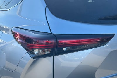 2024 Toyota Highlander Hybrid XLE