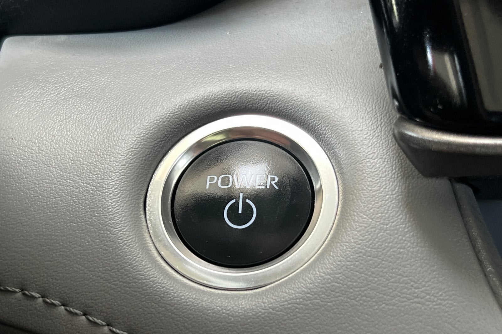 2024 Toyota Highlander Hybrid XLE