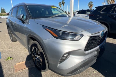 2024 Toyota Highlander Hybrid XLE