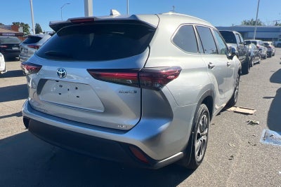 2024 Toyota Highlander Hybrid XLE