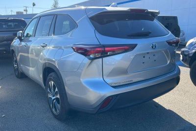 2024 Toyota Highlander Hybrid XLE